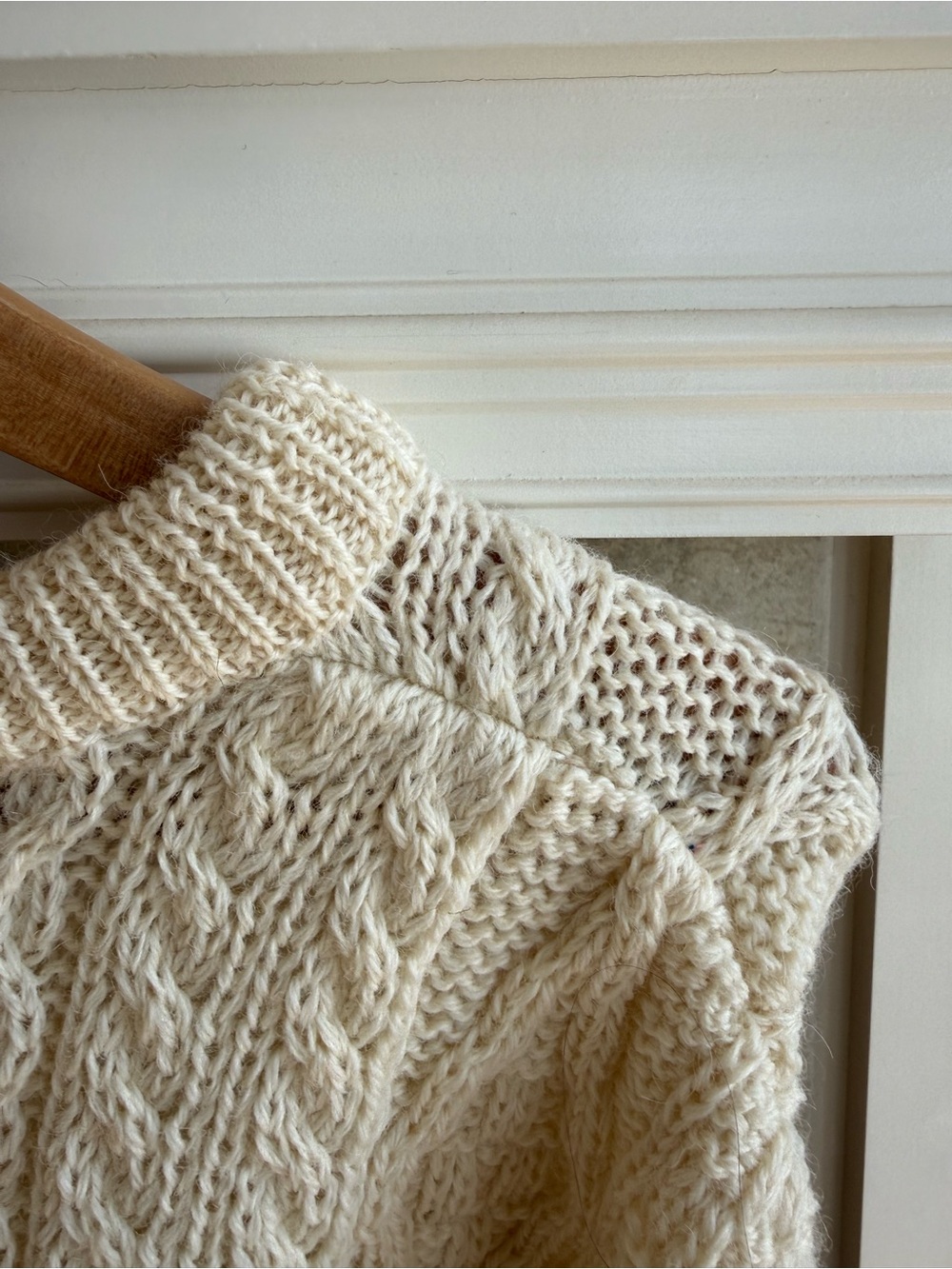 Aran Craft Ireland Wool Sweater - Picture 4 of 9